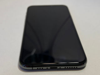 iPhone 11 Pro 256Gb Midnight Green foto 8