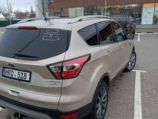 Ford Escape foto 4