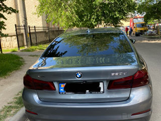 BMW 5 Series foto 2