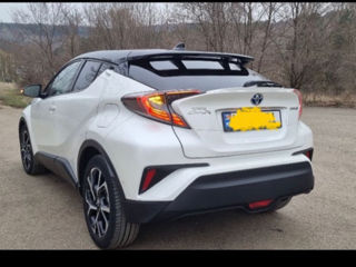 Toyota C-HR foto 5