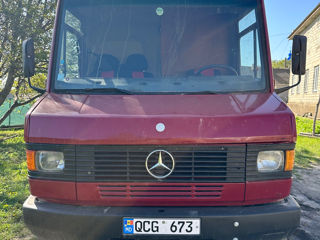 Mercedes 709 D