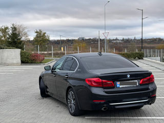 BMW 5 Series foto 6