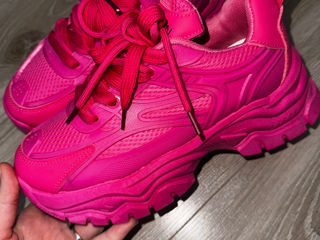 Adidași sport damă - roz neon foto 1