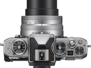 Nikon Z fc Kit DX 16-50mm f/3.5-6.3 VR Silver foto 6