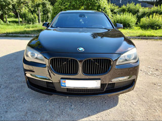 BMW 7 Series foto 3