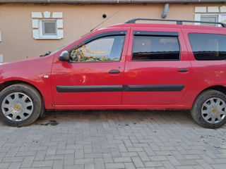 Dacia Logan foto 4