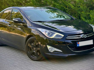 Hyundai i40 foto 1