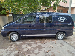 Hyundai Hiunday H200