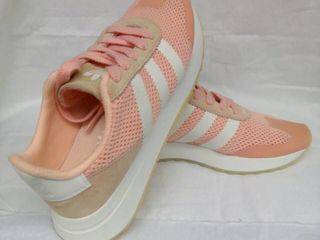 Женские кроссовки Adidas в оригинале foto 5