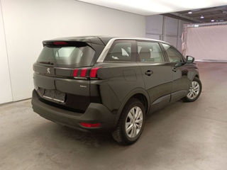 Peugeot 5008 foto 3