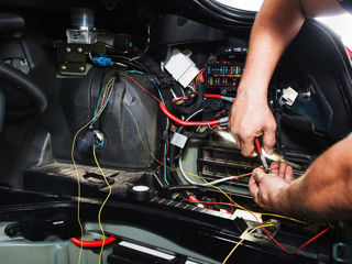 Servicii de diagnosticare si reparatie al sistemului electric auto la nivel profesional foto 7