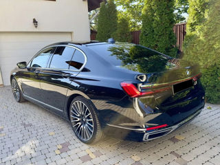 BMW 7 Series foto 4