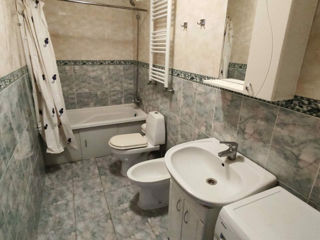 Apartament cu 3 camere, 85 m², Buiucani, Chișinău foto 10