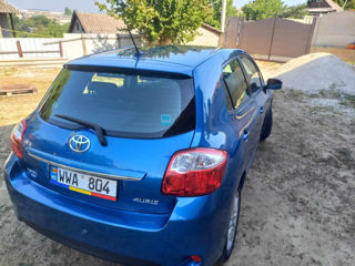 Toyota Auris foto 4