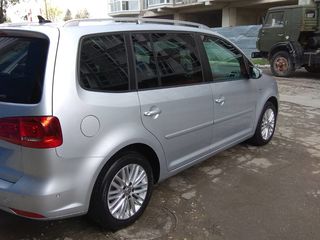 Volkswagen Touran foto 10