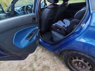 Ford Fiesta foto 4