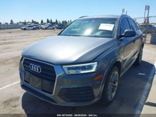 Audi Q3 foto 2