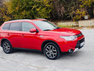 Mitsubishi Outlander foto 8