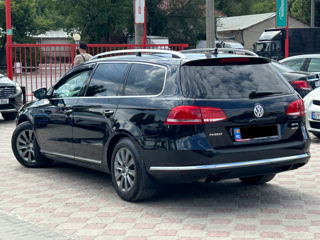 Volkswagen Passat foto 3