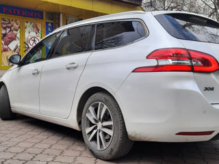 Peugeot 308 foto 6