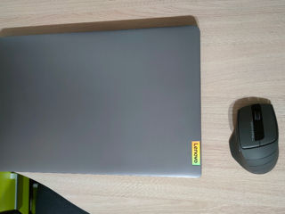 Lenovo Ideapad 3 foto 2