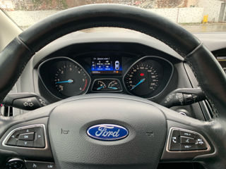 Ford Focus foto 6