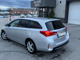 Toyota Auris foto 3