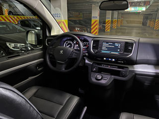 Peugeot Traveller foto 16