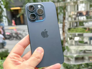 iPhone 15 Pro 128 gb de la 692 lei lunar! În credit 0%!