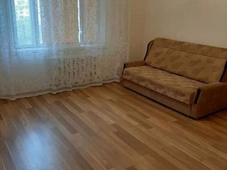 Chirie.Apartament cu 2 odai separate.Pret 180 euro.Ciocana str.Zadnipru linga Linella. foto 4