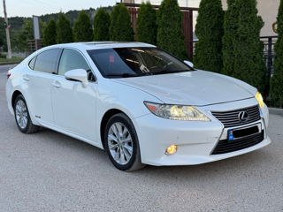 Lexus ES Series