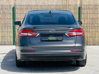 Ford Fusion foto 5