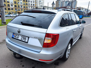 Skoda Superb foto 5