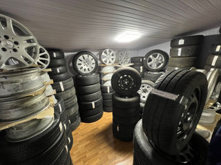 245/40R18.275/40R18.195/75R16C.215/55R17multe mărimi