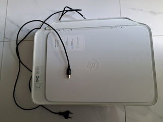 Vând imprimanta HP Deskjet2320