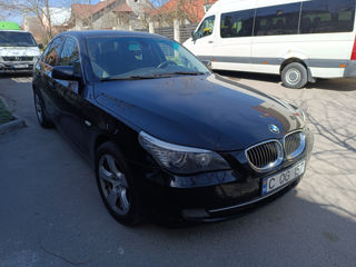 BMW 5 Series foto 4