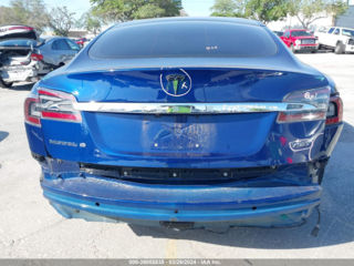 Tesla Model S foto 7