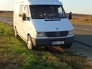 Mercedes Спринтер foto 2