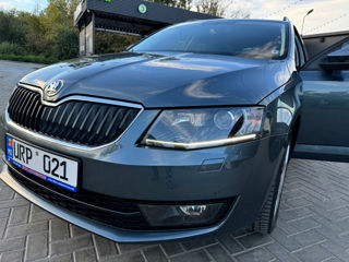 Skoda Octavia foto 1