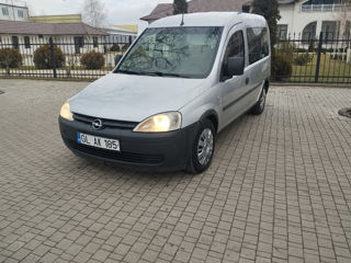 Opel Combo foto 2