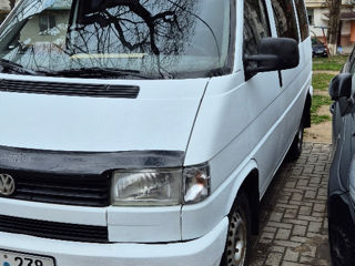 Volkswagen Caravelle foto 9