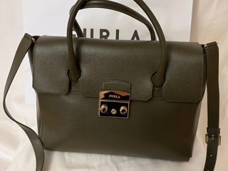 Furla Metropolis nouă