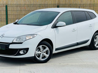 Renault Megane foto 1