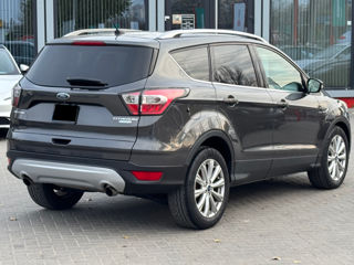 Ford Escape foto 4