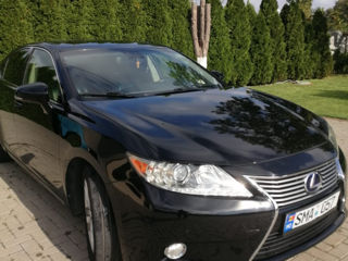 Lexus ES Series