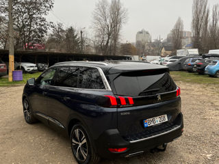 Peugeot 5008 foto 3