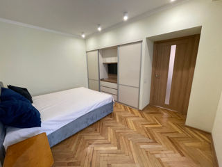 Apartament cu 2 camere, 55 m², Centru, Chișinău foto 11