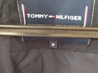 Scurta Tommy Hilfiger foto 2