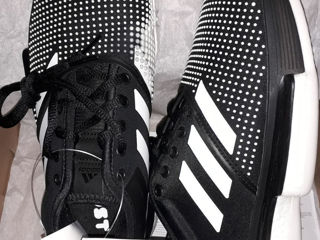 Новые кроссовки женские Adidas