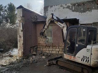 Demolam casa Демонтаж домов foto 9